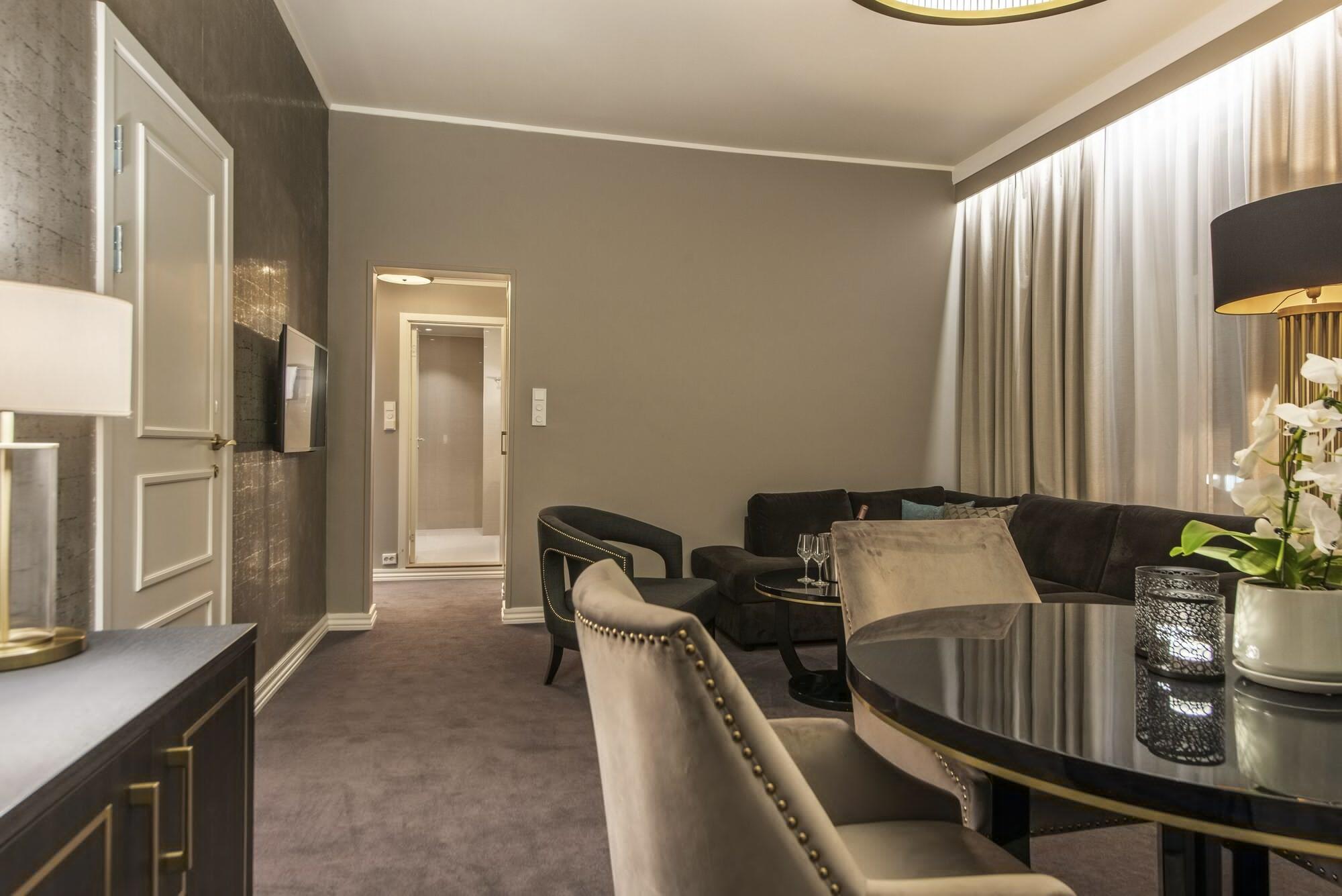 Home Hotel Grand Gjøvik Esterno foto